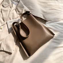 Fall Trend Shoulder Bag For Women Large Capacity Soft PU Leather Rectangular Tote Luxury Brand Designer Lady Messenger Bag